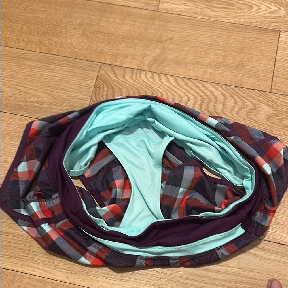 lululemon athletica Purple Plaid Athletic Shorts with Aqua Trim - Picture 4 of 4